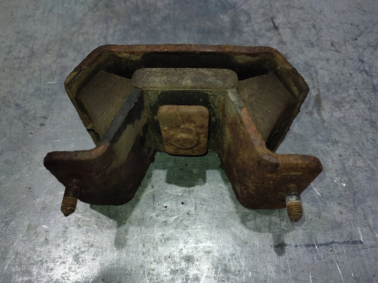 Подушка (опора) двигателя SsangYong Kyron 2011 D130