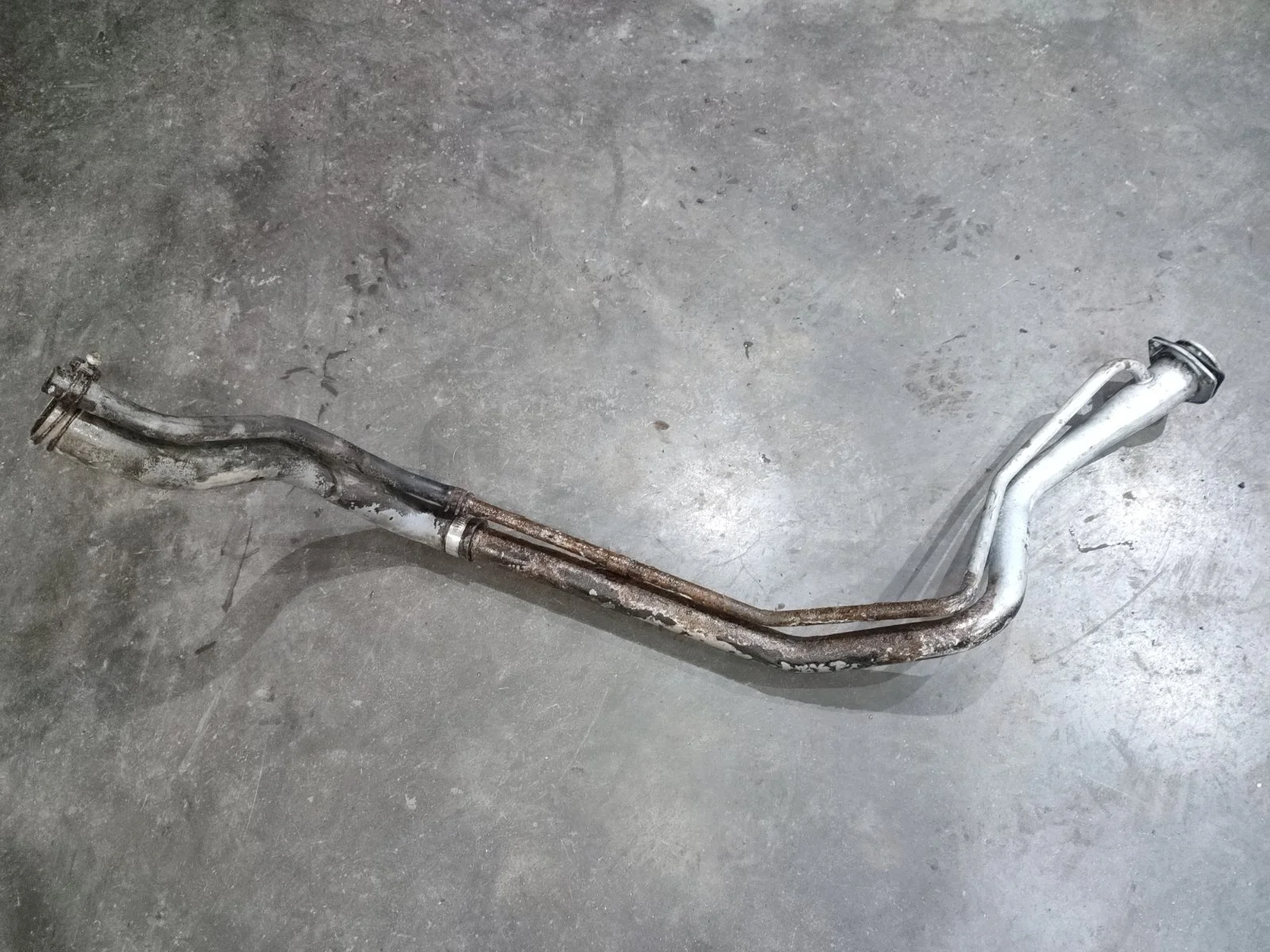 Горловина бака топливного SsangYong Rexton