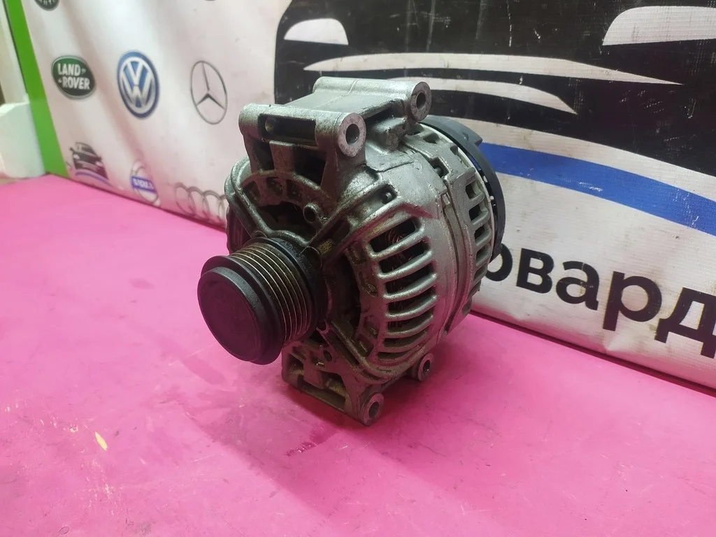 Генератор Audi A4 B8 A5 Q5 1,8 CDH 2,0 06H903016L