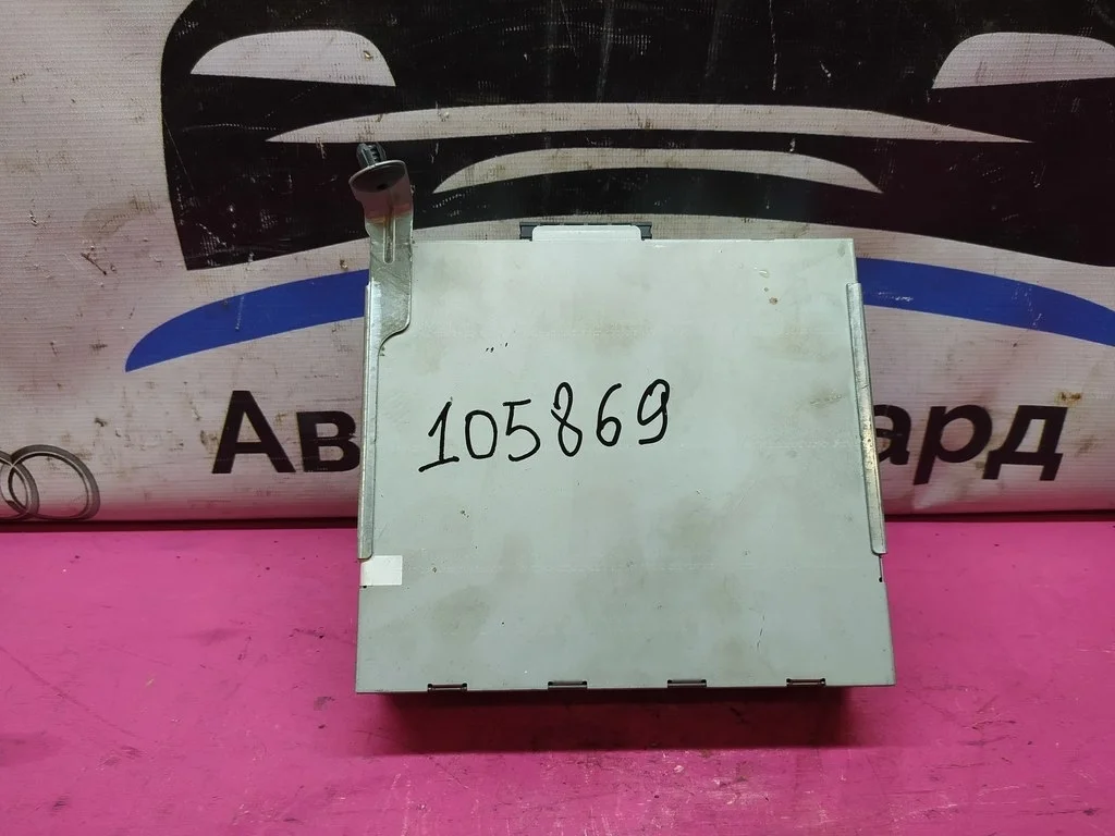 Блок управления магнитолы задний Audi Q5 Q7 A6 A7