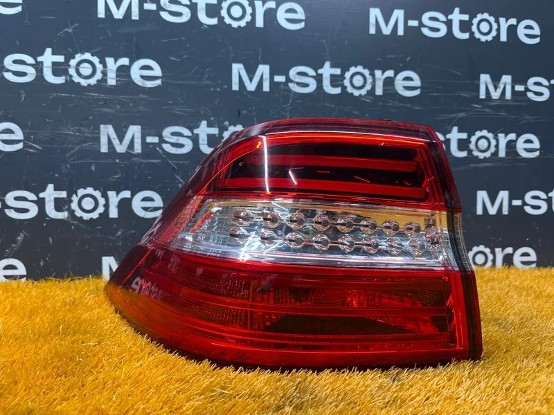 Фонарь задний Mercedes-Benz M-Class 2012 A1669063301 W166 276.955, левый