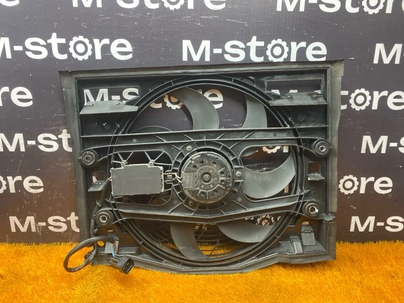 Вентилятор радиатора Bmw 3-Series 2003 17427525508 E46 M54B22 (226S1)