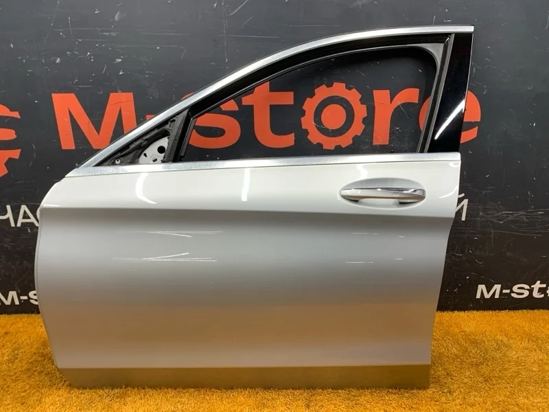 Дверь Mercedes-Benz C-Class 2014 A2057200105 W205 274.920, передняя левая