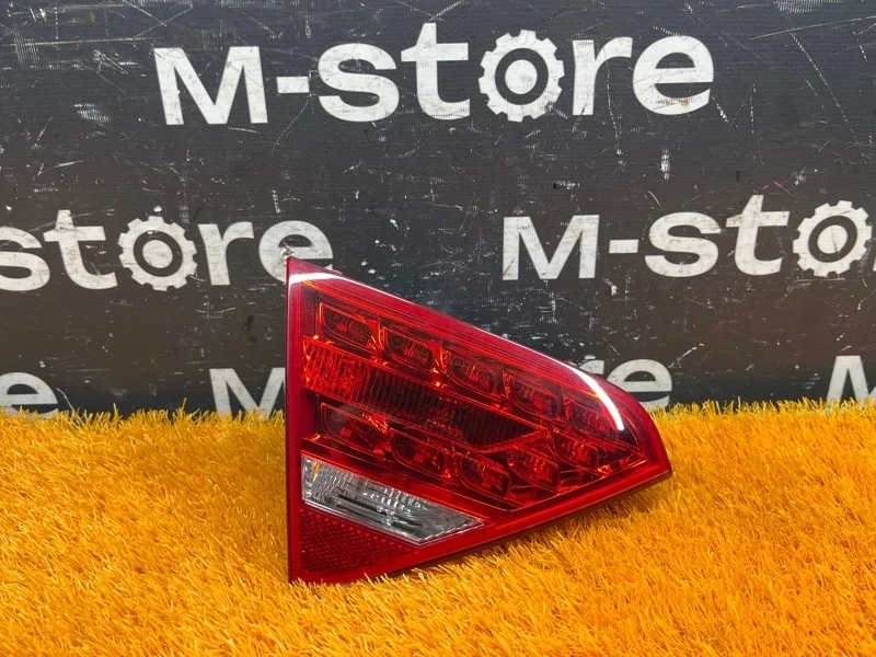 Фонарь крышки багажника Audi A5 2010 8T0945093A 8T CDN, левый