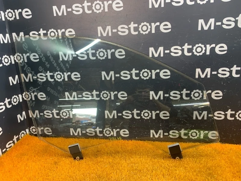 Стекло боковое Mercedes-Benz S-Class 2003 A2207200218 W220 113.960, переднее правое