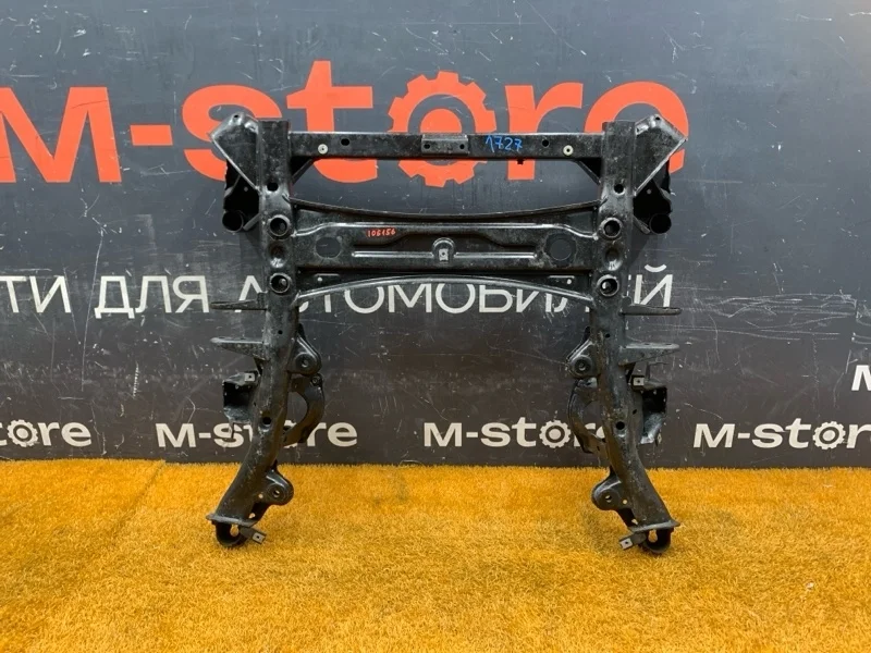 Балка поперечная (подрамник) BMW X3 2013 31116787915 F25 N55B30A, передняя