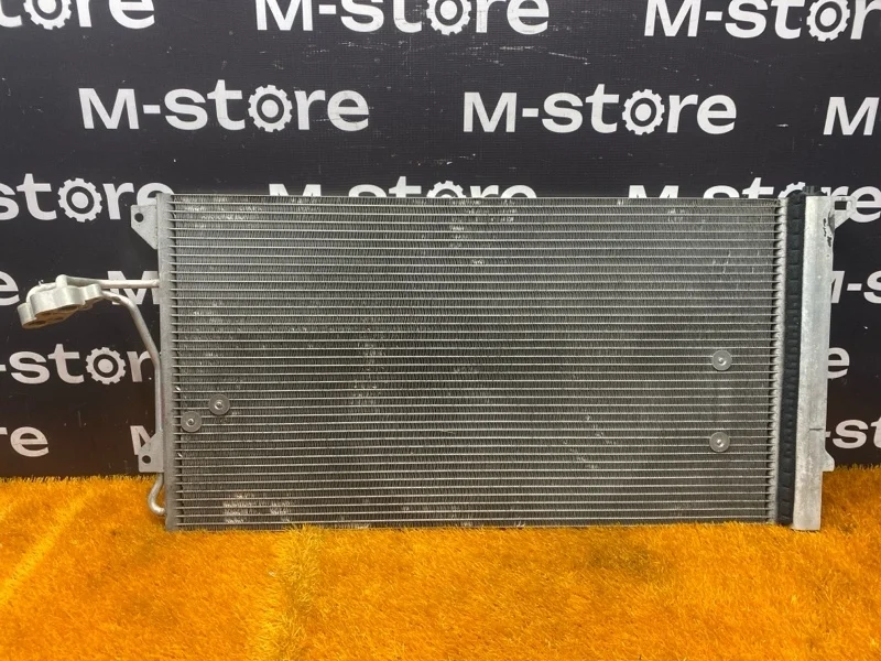 Радиатор кондиционера Volkswagen Touareg 2007 7L0820411G 7L BHK