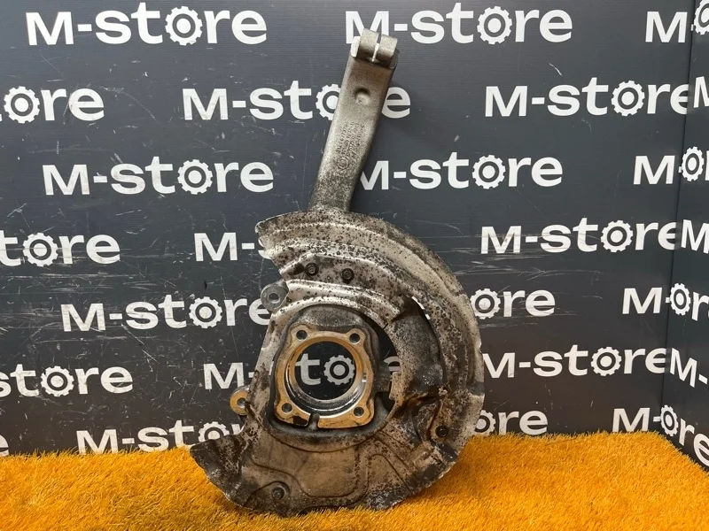 Кулак поворотный Bmw X5 2007 31216773784 E70 N52B30A, передний правый