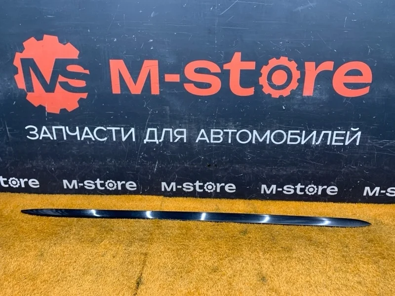 Накладка на порог Audi A5 2010 8T8854932 8T CDN, правая