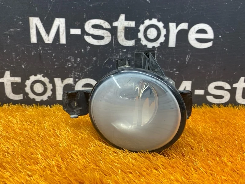 Фара противотуманная Bmw X1 2011 63176924656 E84 N46B20B, правая