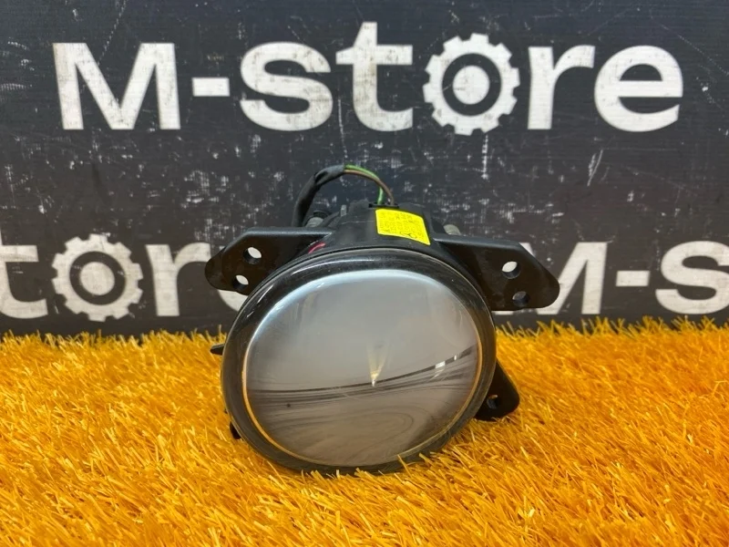 Фара противотуманная Mercedes-Benz E-Class 2010 A2518200856 W212 642.850, правая