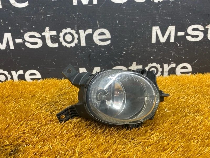 Фара противотуманная Audi A4 2005 8E0941699C B7/8E BGB, левая