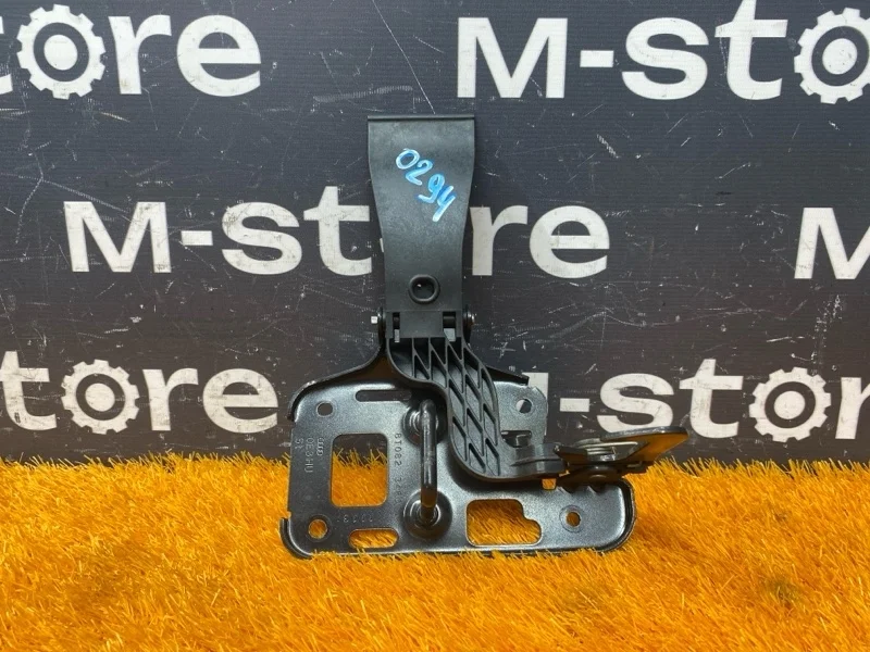 Замок капота Audi A4 2013 8T0823480 B8/8K CDN