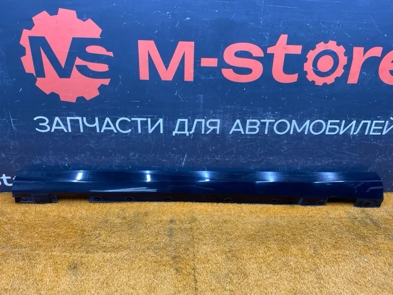 Накладка на порог Mercedes-Benz C-Class 2010 A2046900340 W204 271.860, левая