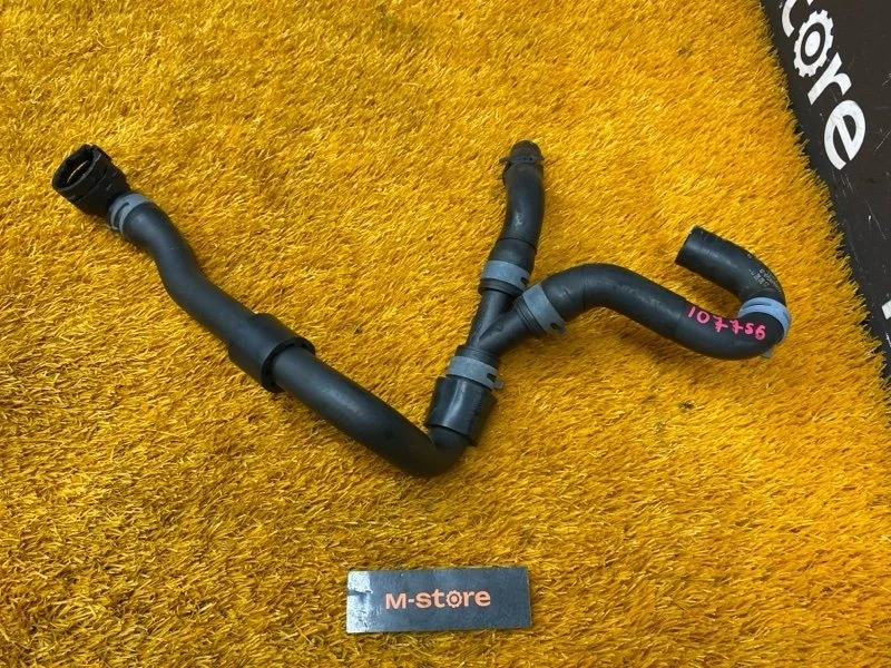 Патрубок системы охлаждения Audi A3 2014 5Q0122051BD 8V CXS