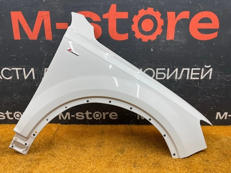 Крыло Audi Q7 2015 4M0821106D 4M CYR, переднее правое