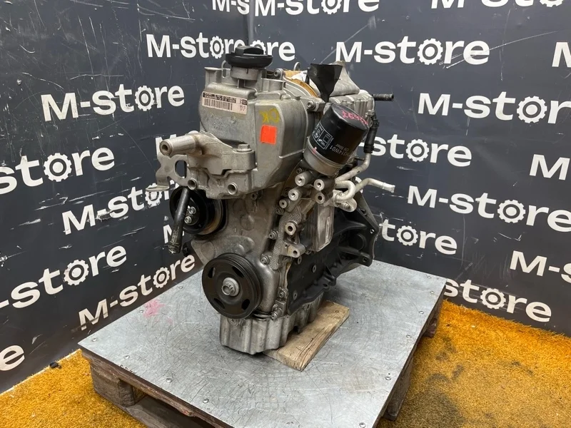 Двигатель Volkswagen Sharan 2011 03C100092A 7N CAV