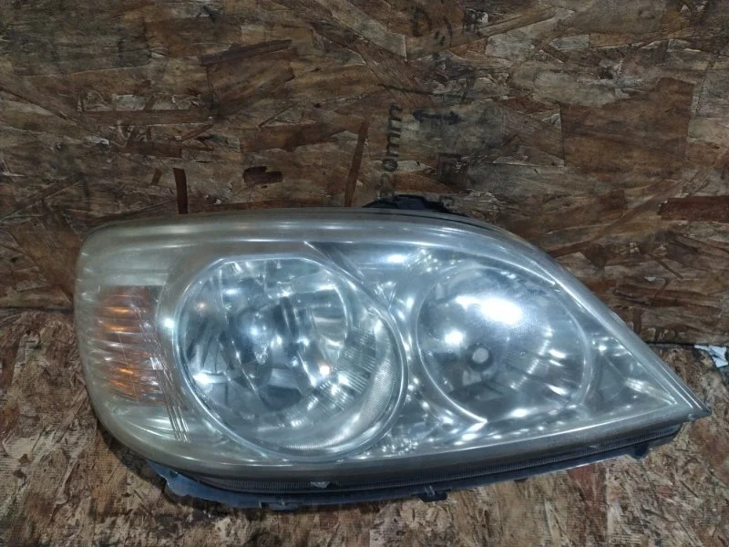 Фара галоген FORD Escape 2010 ZD