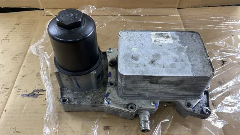 Радиатор масляный Land Rover Range Rover Vogue 3