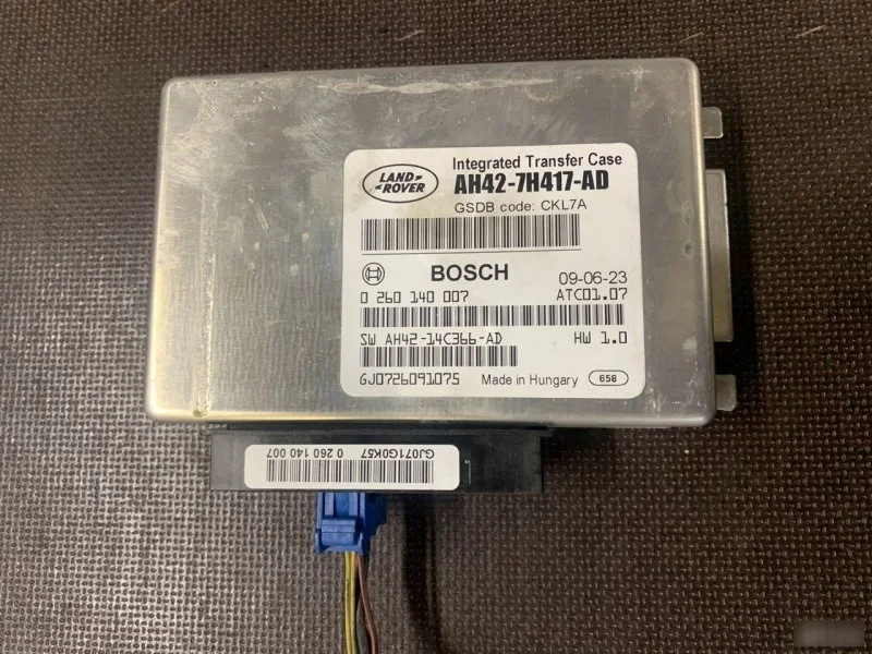 Блок управления подвеской Land Rover Range Rover