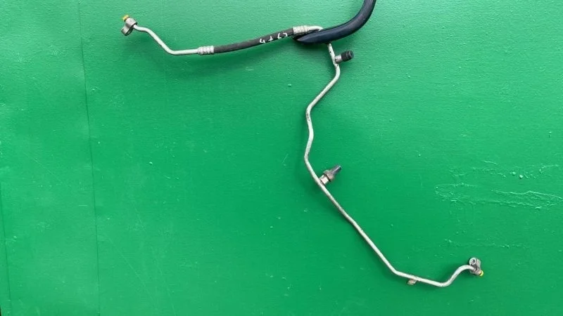 Трубка кондиционера Land Rover Range Rover Vogue 3