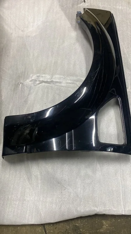 Крыло переднее левое Land Rover Range Rover Sport