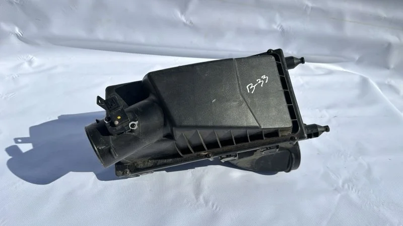 Корпус воздушного фильтра левый Land Rover Range