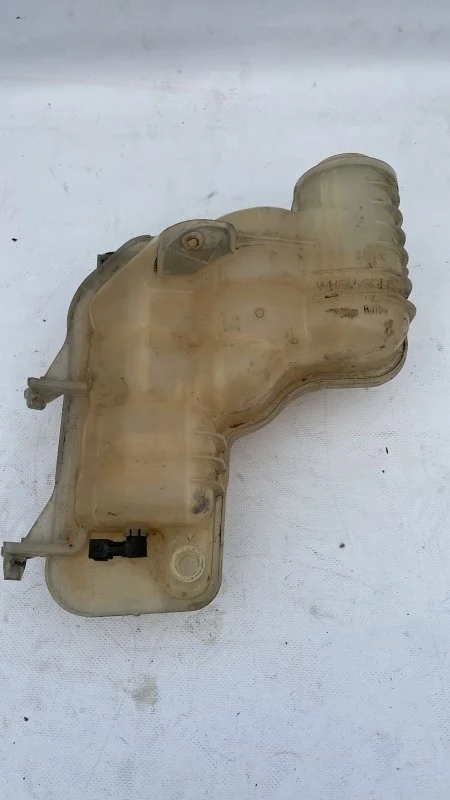 Расширительный бачок Land Rover Range Rover Vogue