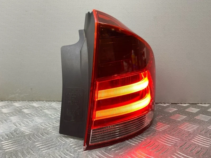 Фонарь BMW X1 E84