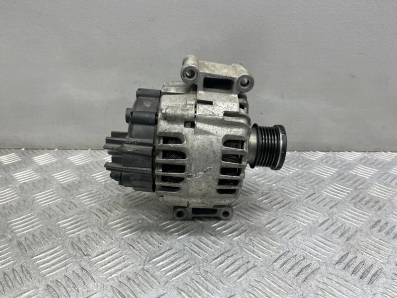 Генератор Mercedes W204