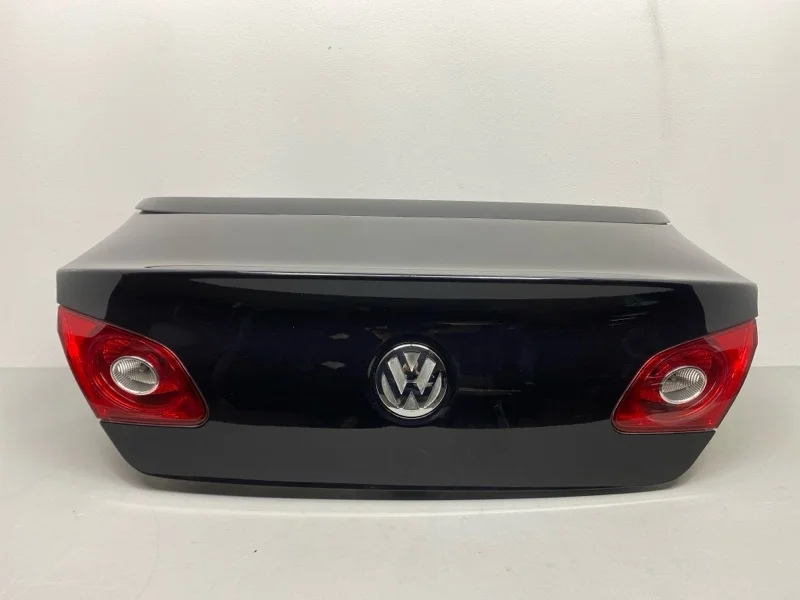 Крышка багажника Volkswagen Passat CC 358