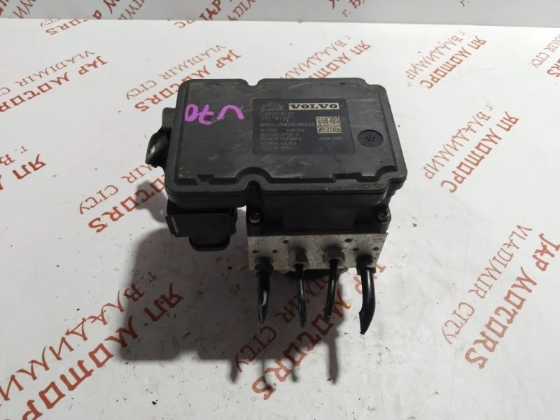 Блок ABS Volvo V70 B4164T 2010