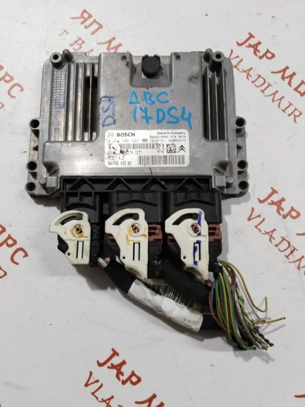 Блок управления двигателем Citroen DS4 B7 5F06 1.6
