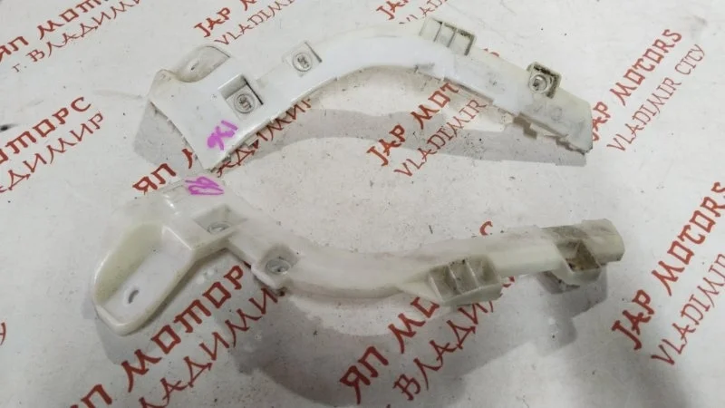 Крепление бампера заднее Mitsubishi ASX 4B10 2011