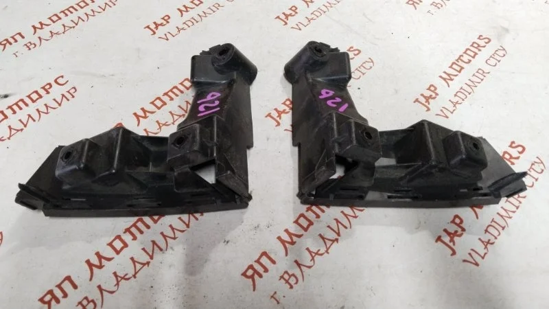 Крепление бампера заднее Volvo V70 УНИВЕРСАЛ