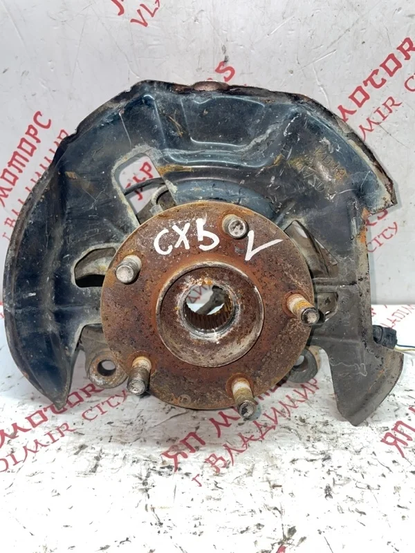 Кулак поворотный передний левый Mazda CX5 SH 2012