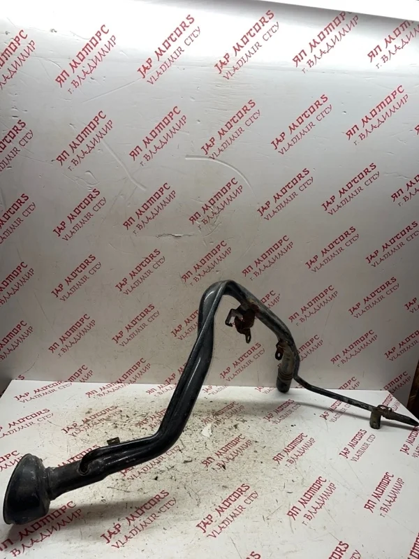 Горловина топливного бака Nissan Qashqai J10 MR20