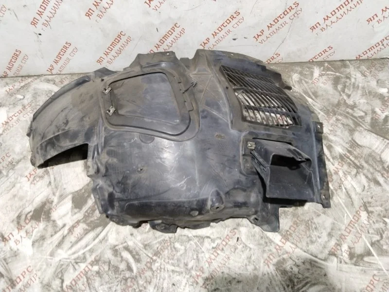 Подкрылок передний левый BMW 530 F10 N52B30A 2010