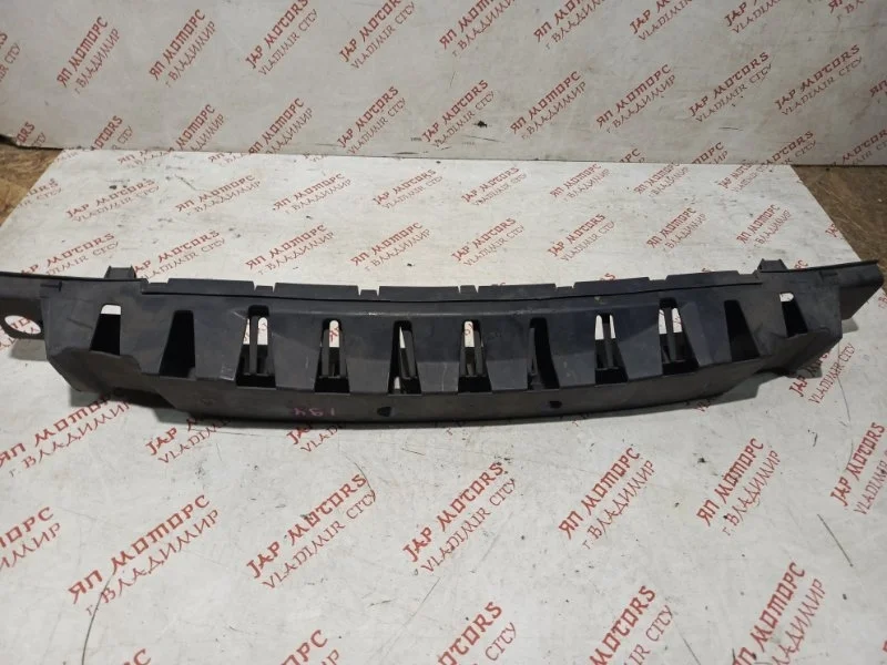 Усилитель бампера передний Volvo XC70 B6304T 2010