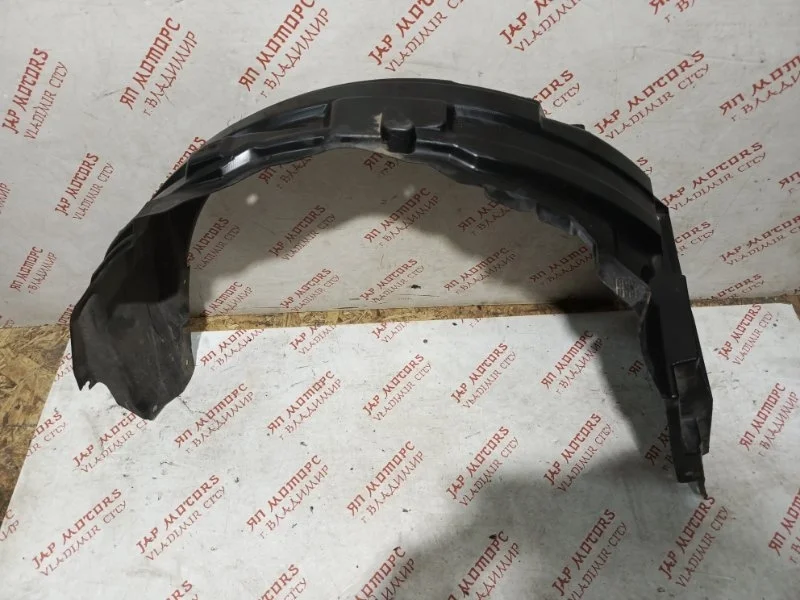 Подкрылок передний левый Mitsubishi Lancer 10 4B10