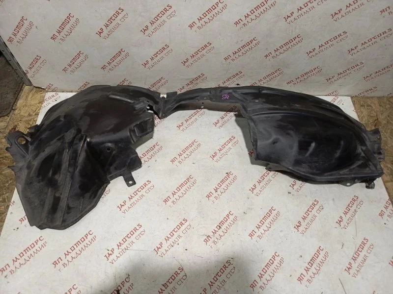 Подкрылок передний правый Nissan Juke NF15 HR15