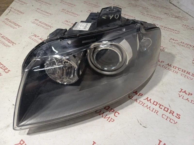 Фара ксеноновая передняя левая Audi A3 8P BSE 1.6