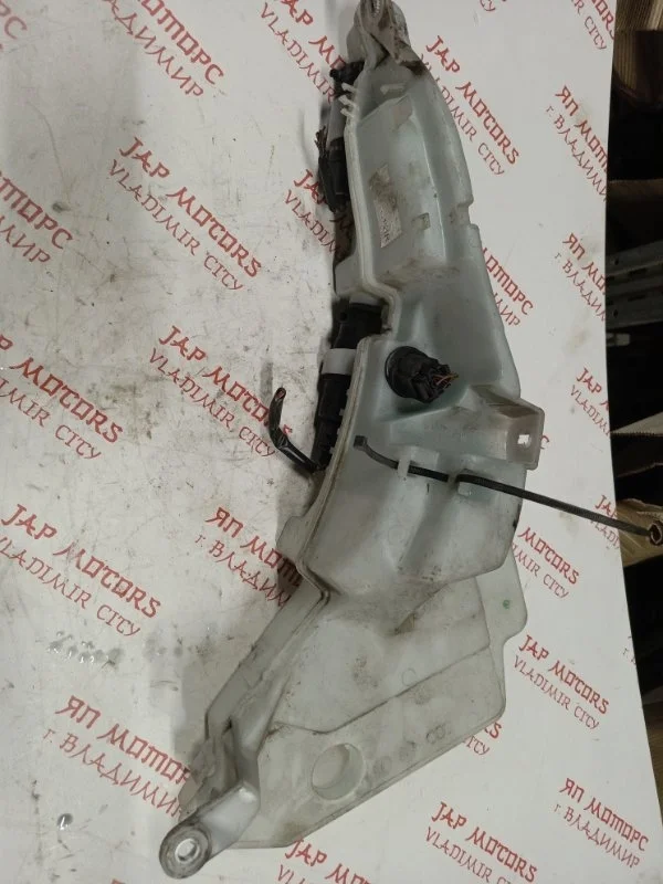 Бачок стеклоомывателя Audi A6 Allroad AUK 2007