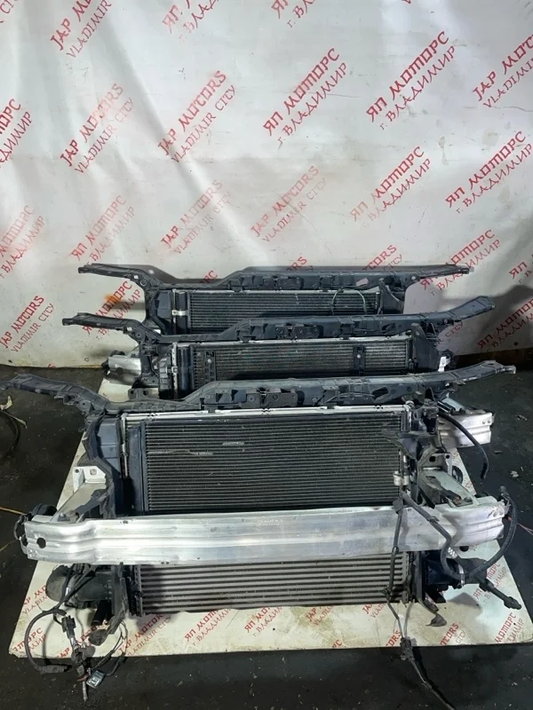 Рамка радиатора Audi A4 B8 СЕДАН CAB 2011