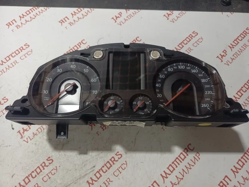 Щиток приборов Volkswagen Passat B6 СЕДАН AXZ 3.2