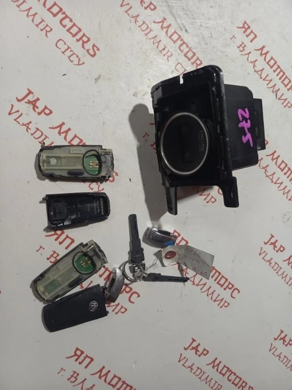 Замок зажигания Volkswagen Passat B6 УНИВЕРСАЛ AXZ