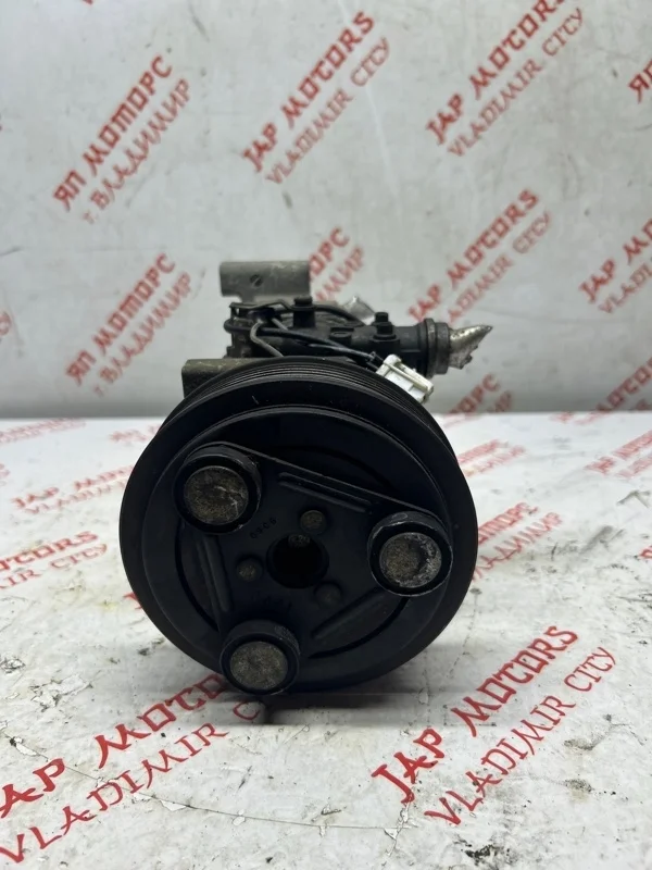 Компрессор кондиционера Mazda 3 BK СЕДАН 1.6 Z6 ZY