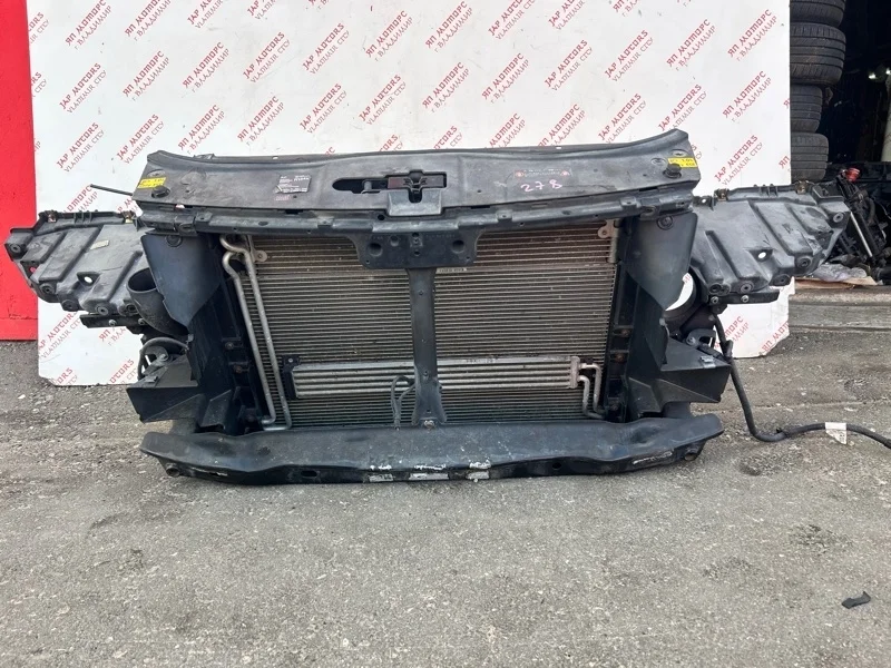 Рамка радиатора Volkswagen Touareg BMV 2005