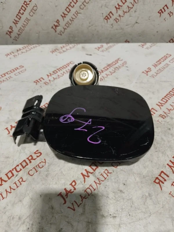 Лючок топливного бака Mitsubishi Outlander XL 4B11