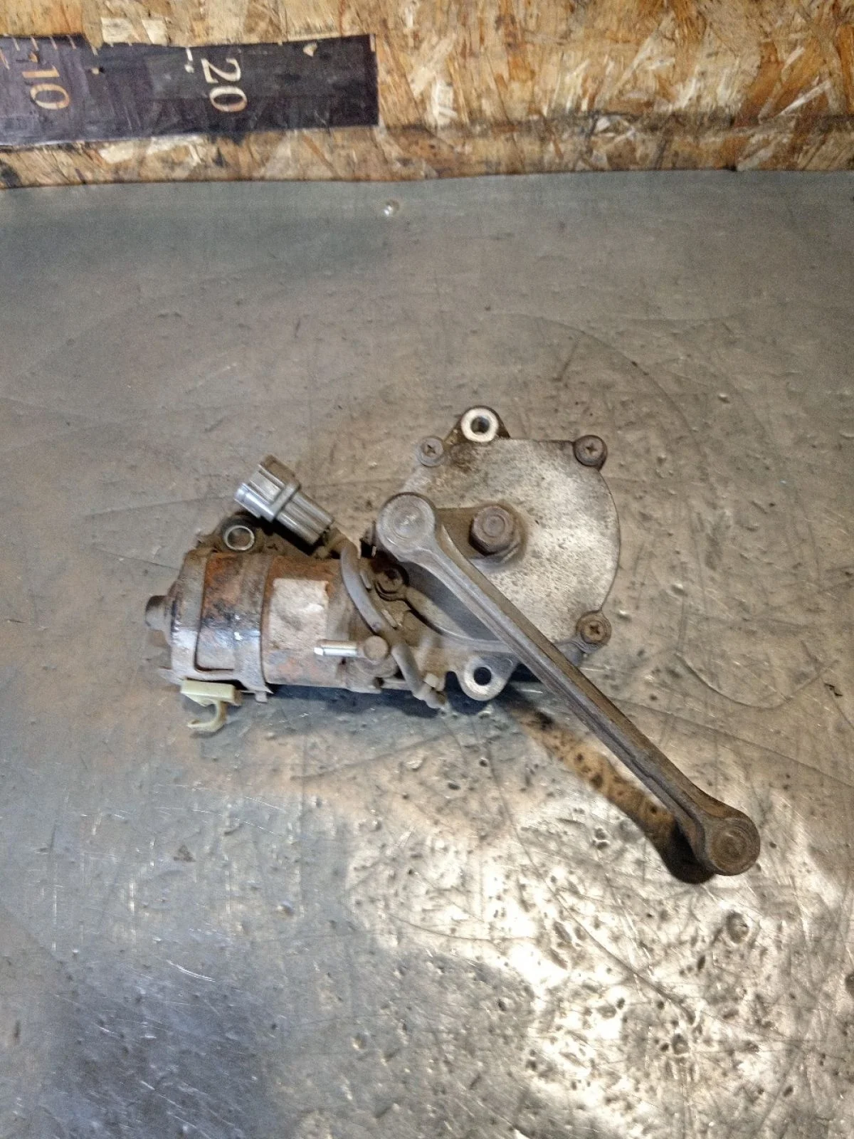 Мотор раздаточной коробки Nissan Pathfinder III рестайлинг (2010—2014) 2011 KAF - бежевый